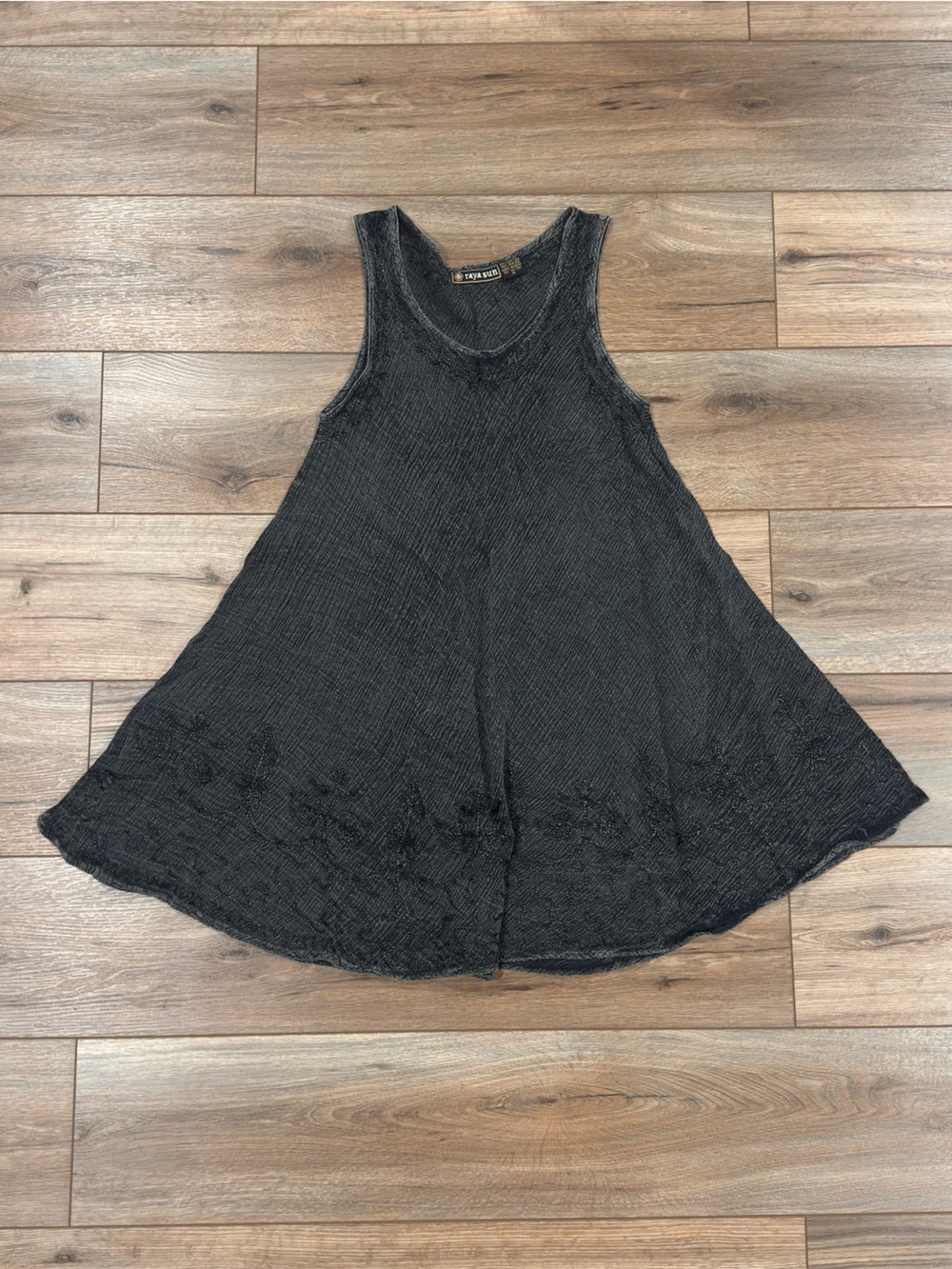 RAYA SUN Vintage 90s Gray Boho Embroidered Hem Flowy Swing Dress | Size Small